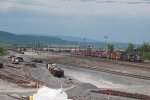 CSXT 4706 Leads Q433 out of Selkirk Yard